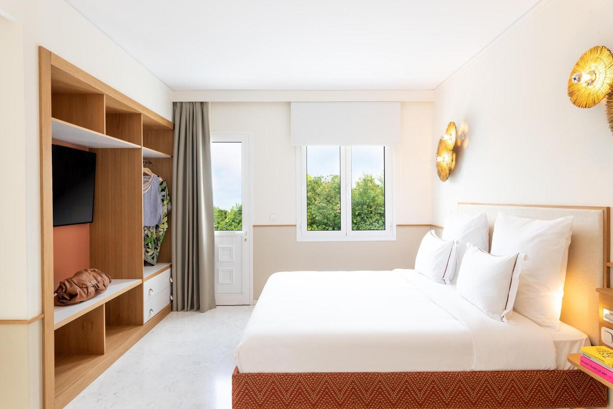Brown Beach Chalkida Kosher Resort, A Member Of Brown Hotels ภายนอก รูปภาพ